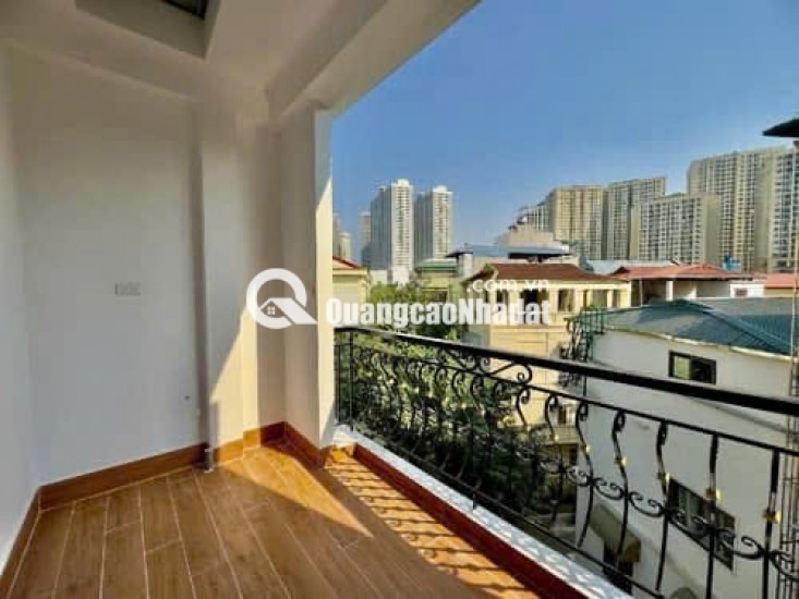 Nhà Mới kính koong Lĩnh Nam- Ở luôn- Yên tĩnh- 5 tầng,34m2 -6,9tỷ